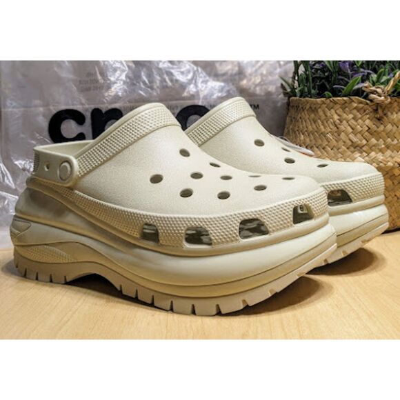 CROCS Mega Crush Platform Clogs Women's Size 10 NWT in Bone color - Picture 2 of 13